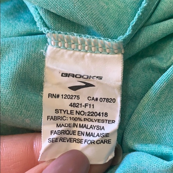 Brooks Long Sleeve Athletic Shirt - Picture 6 of 7